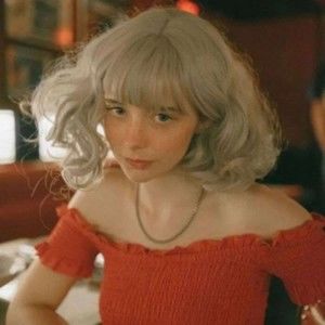 Meet your Posher, Erica